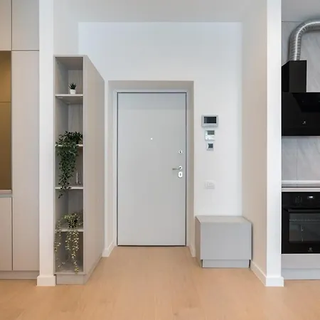 Apartamento Caffe Luxury King Bed Entire Apartment, Underground Parking Near Promenada Bussiness Center Bucareste