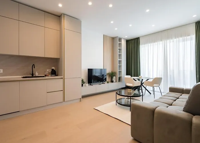 Caffe Luxury King Bed Entire Apartment, Underground Parking Near Promenada Bussiness Center Bucarest