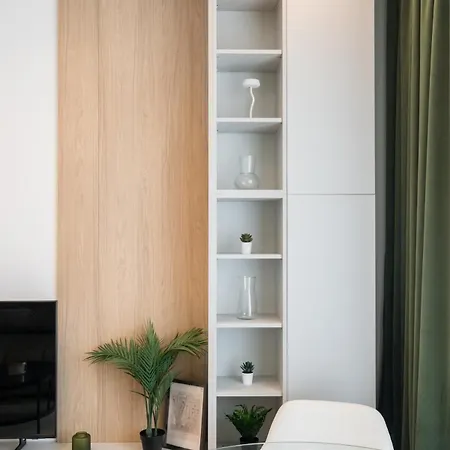 Caffe Luxury King Bed Entire Apartment, Underground Parking Near Promenada Bussiness Center Bucureşti