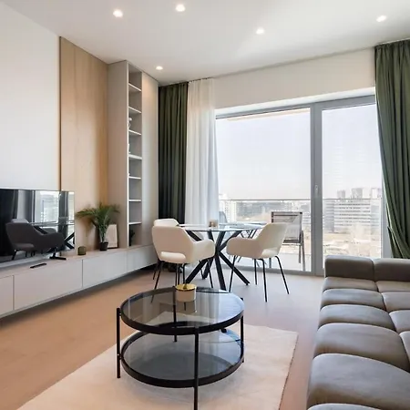 Caffe Luxury King Bed Entire Apartment, Underground Parking Near Promenada Bussiness Center Bucureşti