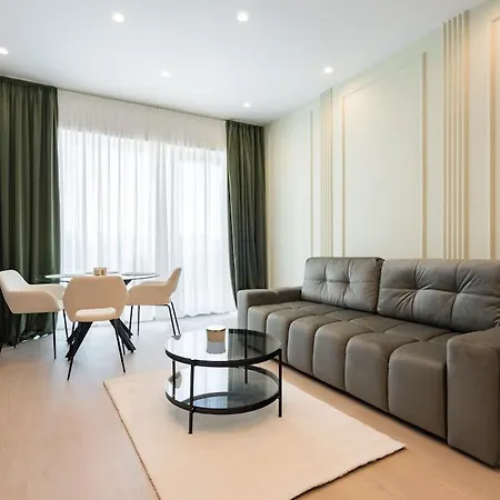 Caffe Luxury King Bed Entire Apartment, Underground Parking Near Promenada Bussiness Center