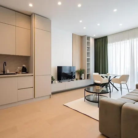 Caffe Luxury King Bed Entire Apartment, Underground Parking Near Promenada Bussiness Center Bucharest