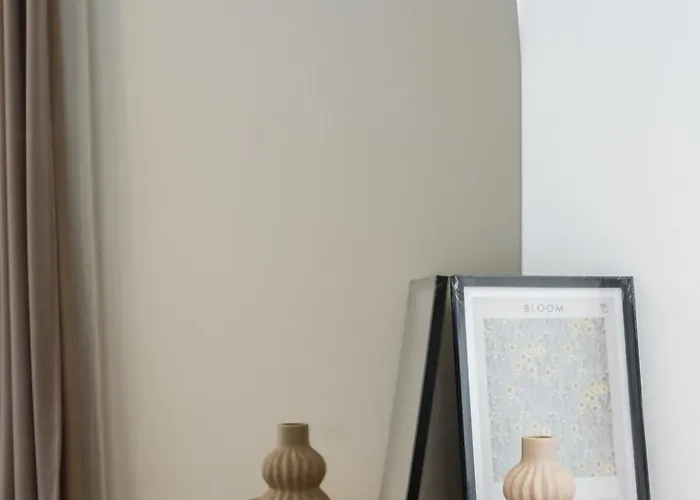 Apartman Caffe Luxury King Bed Entire Apartment, Underground Parking Near Promenada Bussiness Center *