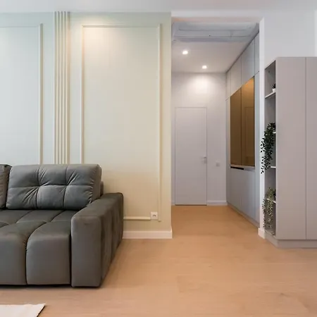 Lejlighed Caffe Luxury King Bed Entire Apartment, Underground Parking Near Promenada Bussiness Center *