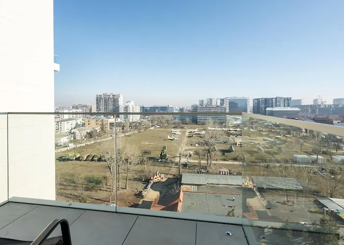 Apartment Caffe Luxury King Bed Entire Apartment, Underground Parking Near Promenada Bussiness Center *